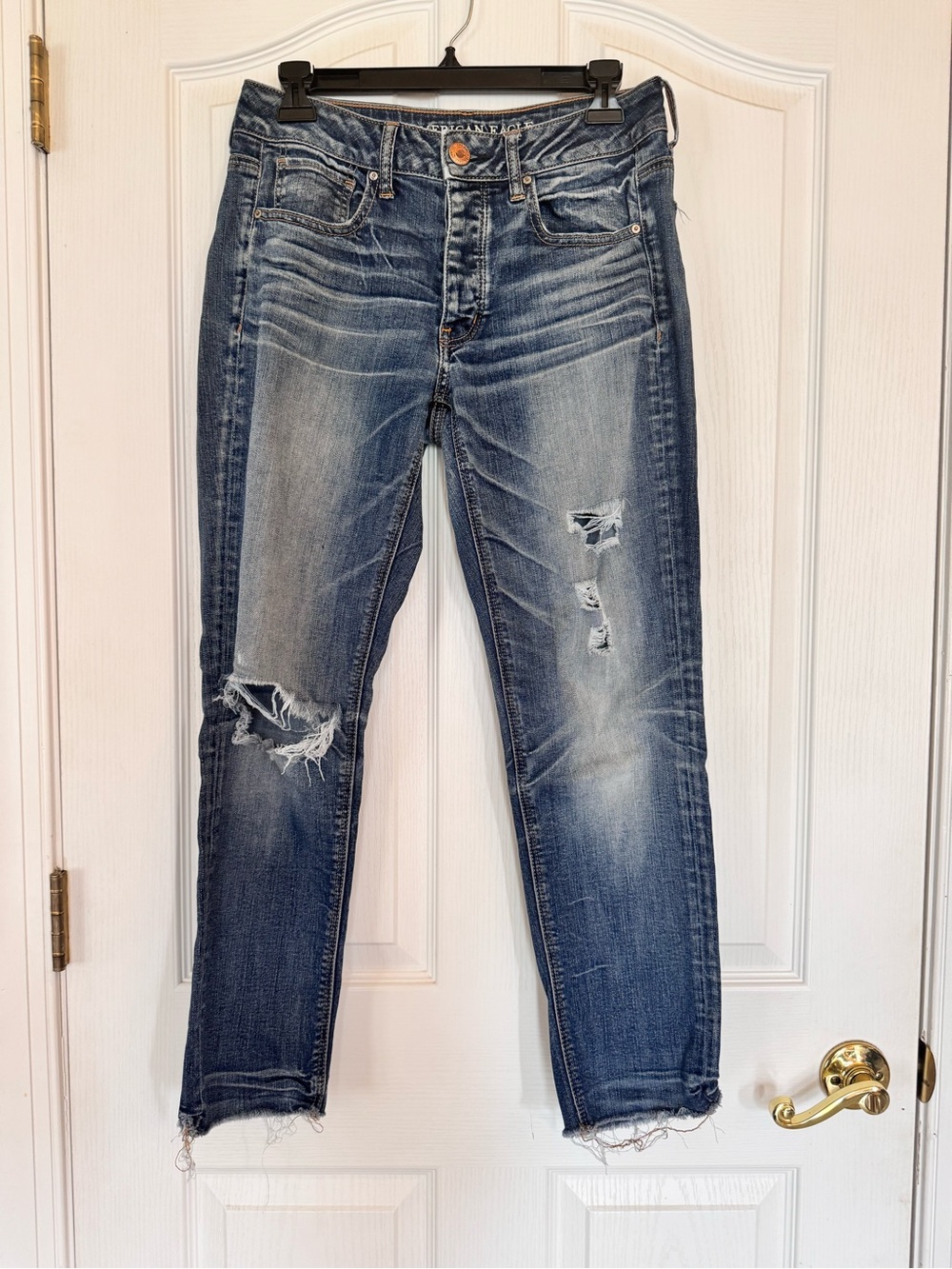 American Eagle Outfitters Distressed Blue Tomgirl Jeans Size 2